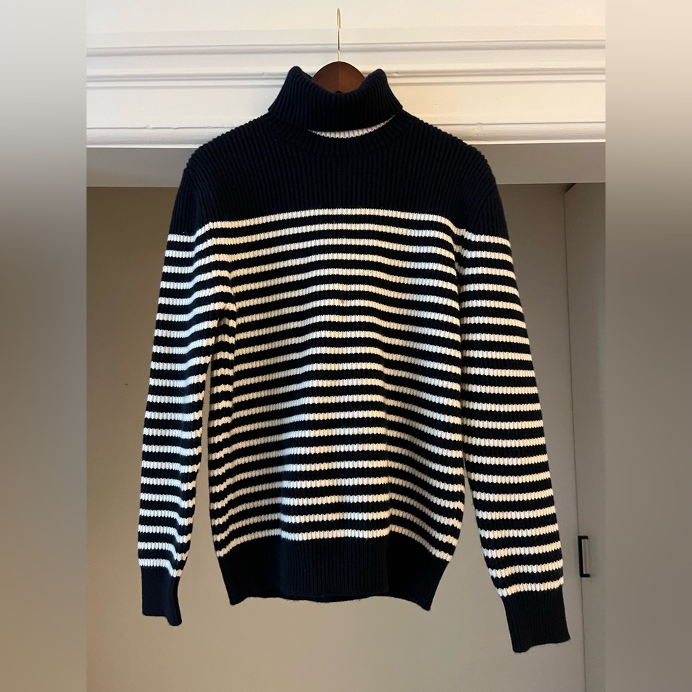 Mr. P Rollneck Sweater, Men’s Small, Navy